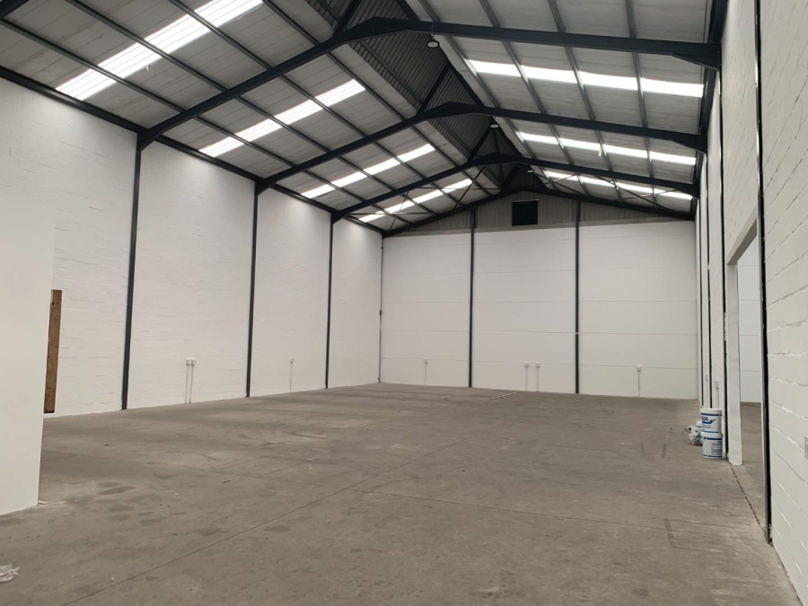To Let Commercial Property for Rent in Rivergate Western Cape